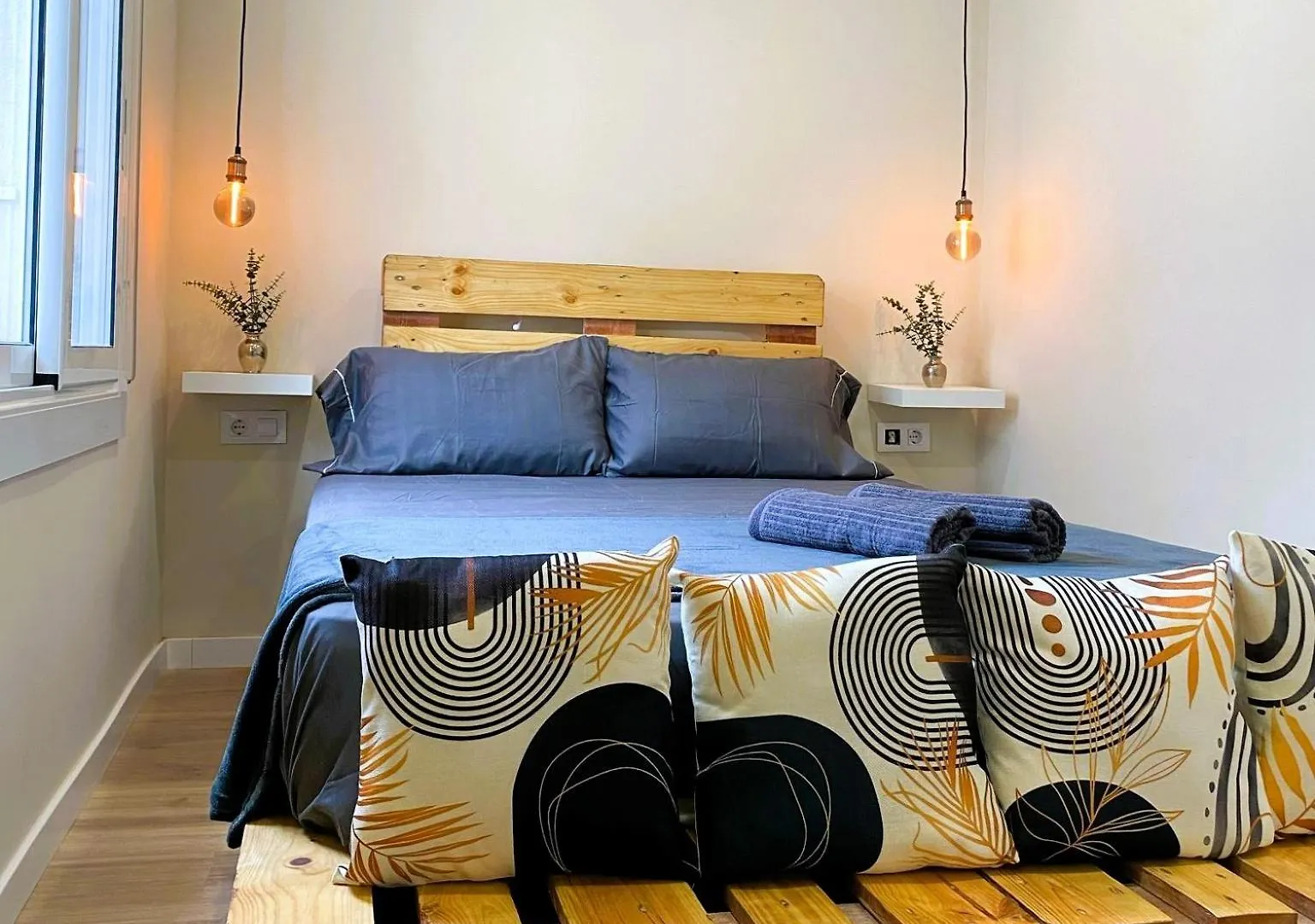 Brand New Apartment In Bcn With Cabin For Photos Santa Coloma de Gramanet